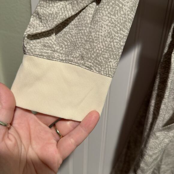 Athleta Zuma Printed Shirt Dress Cream Gray Plus Size 2X - Picture 6 of 9